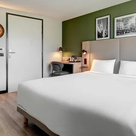 Campanile Argenteuil Hotel Exterior photo