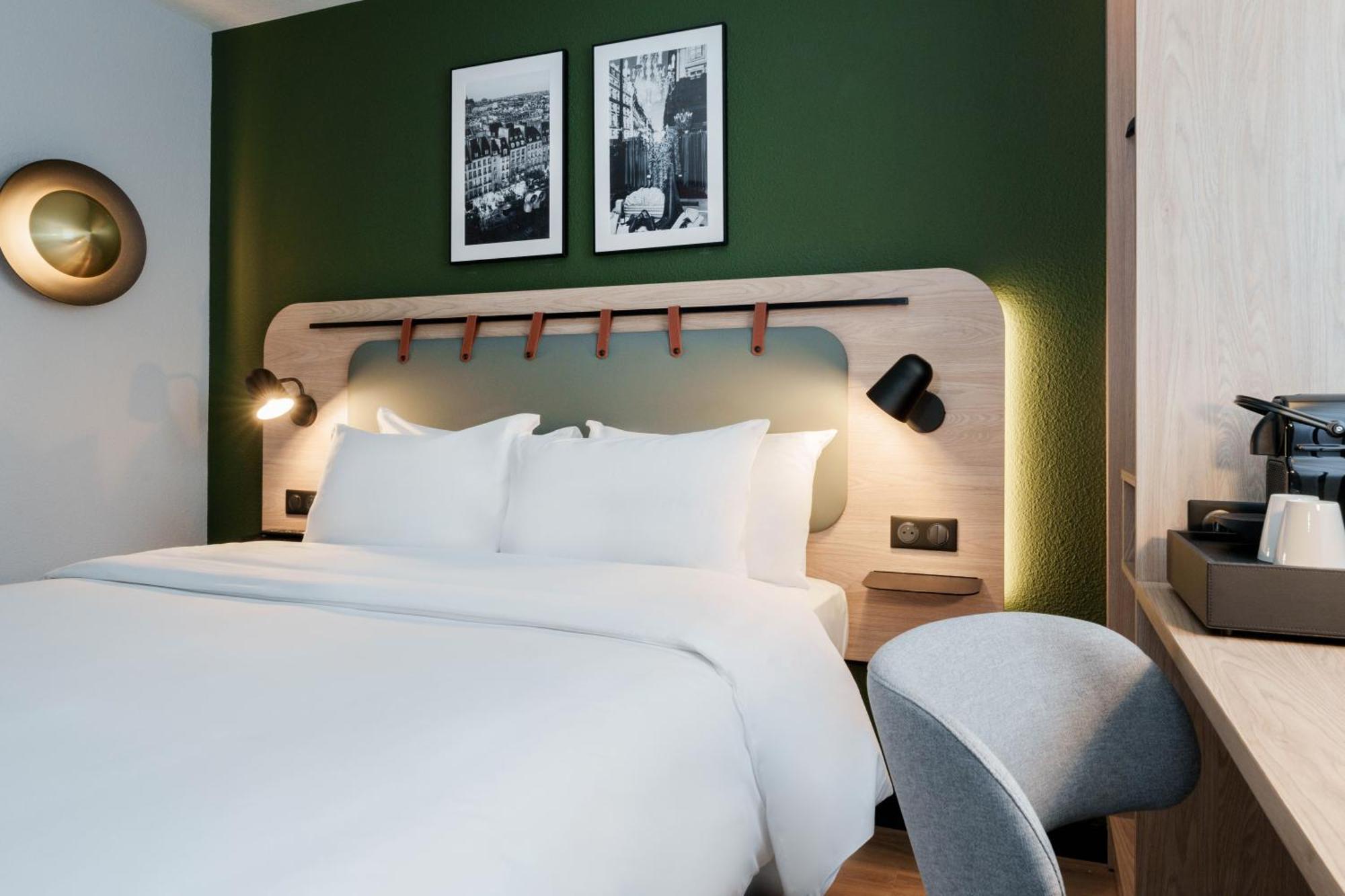 Hotel Campanile 3*
