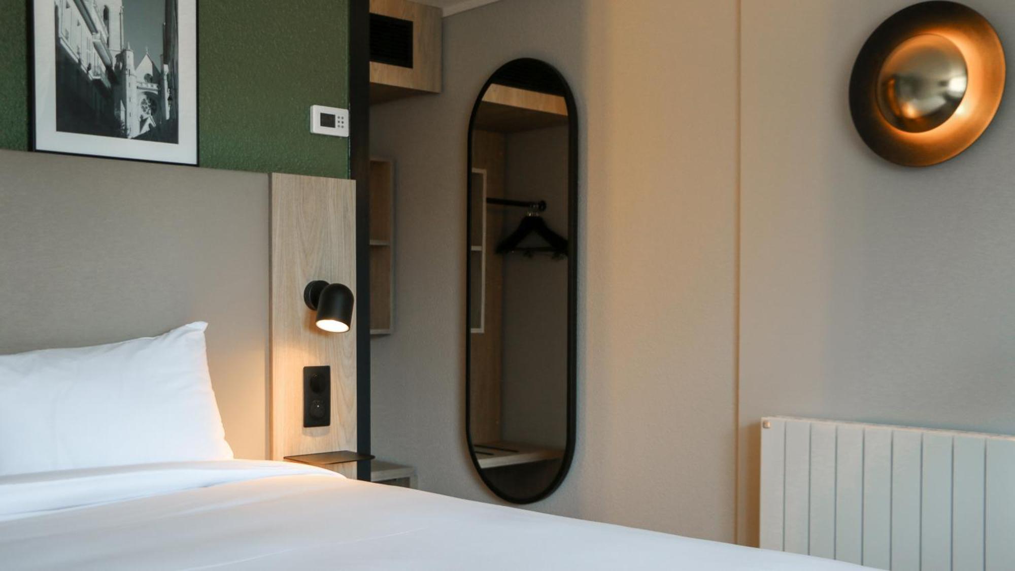 Campanile Hotel 3*